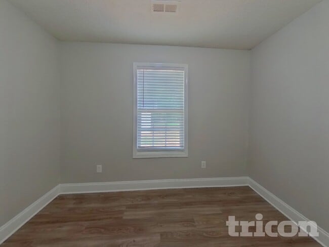 Foto del edificio - 3453 Sunset Rd