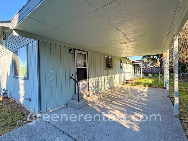 Foto del edificio - Coming Soon! 2BR 1.75BA Rambler in Olympia/Tumwater Neighborhood