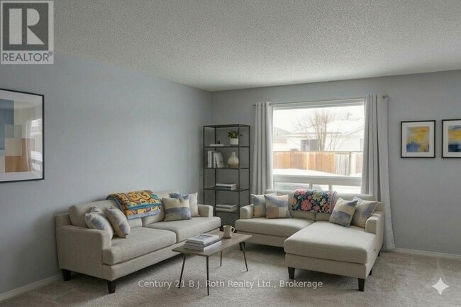 Building Photo - 219 Oxford St