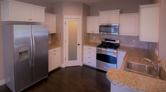 Building Photo - 28839 SW Costa Cir W