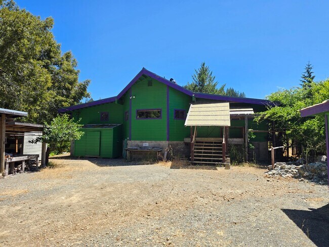 Foto del edificio - Cabin In the Wood!