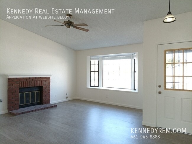 Building Photo - 1822 West Avenue K9-