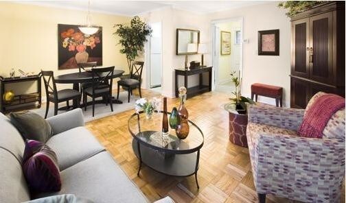 Foto del edificio - 547 VFW Parkway