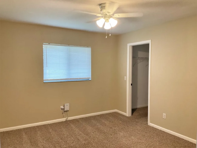 Foto del edificio - 200 SE 19th Terrace