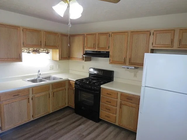 Foto del edificio - 2129 Brett Ct