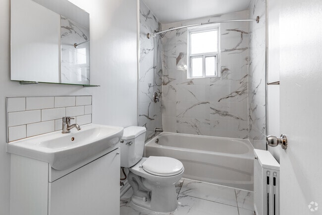 1BR, 1BA - Bathroom - Marina View Apartments