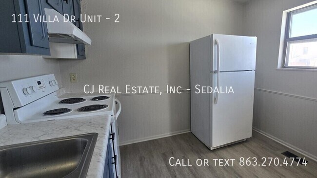 Foto del edificio - 111 Villa Dr