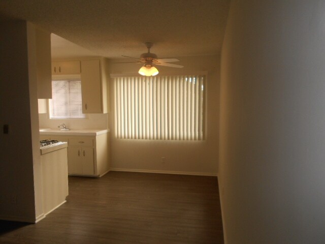 Foto principal - 3721 Midvale Ave