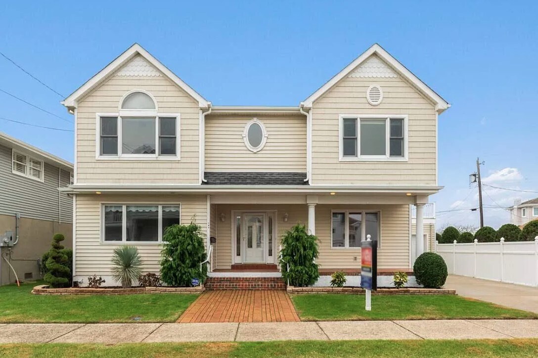 Foto principal - 108 N Evergreen Ave