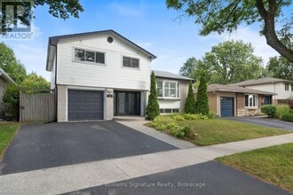 Building Photo - 713 Mullin Way