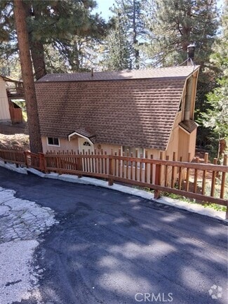 Building Photo - 31103 All View Dr