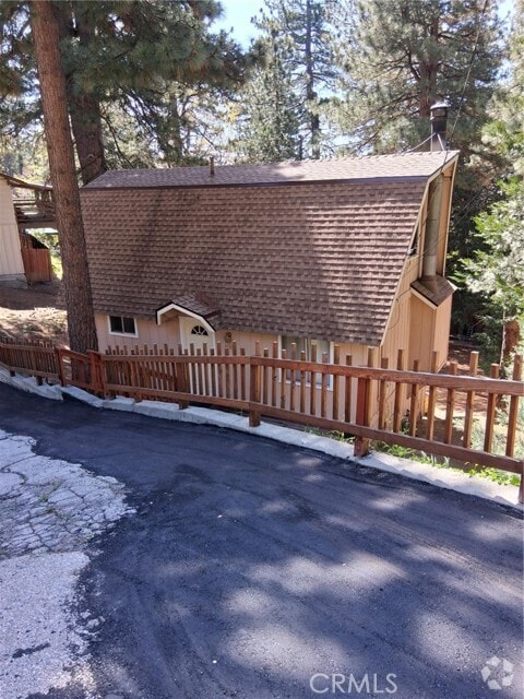 Building Photo - 31103 All View Dr