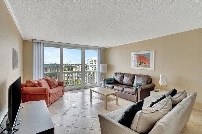 Foto del edificio - 3570 S Ocean Blvd