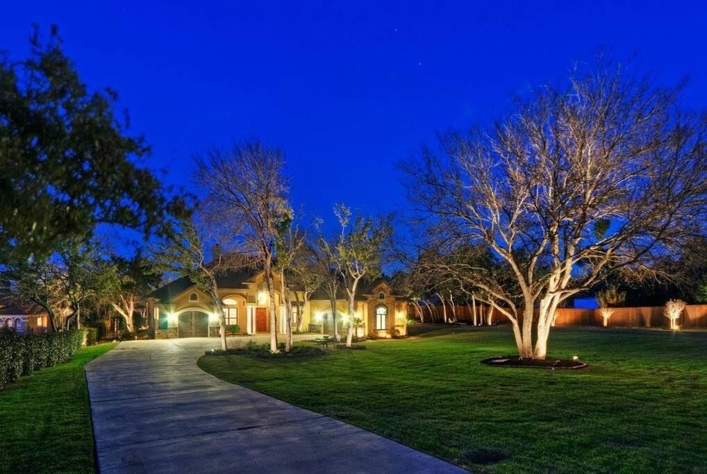 Foto principal - 17237 Rocky Ridge Rd