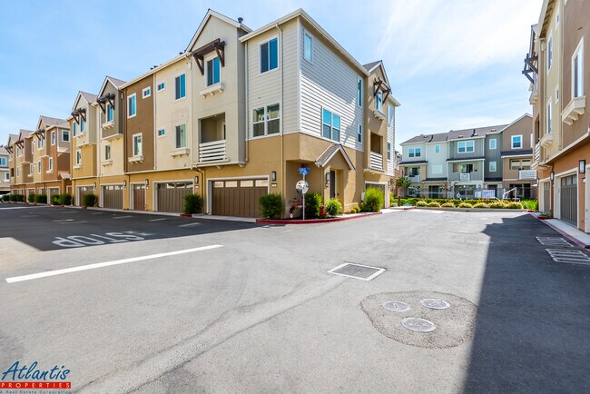 Foto del edificio - 152 Lewis Ln