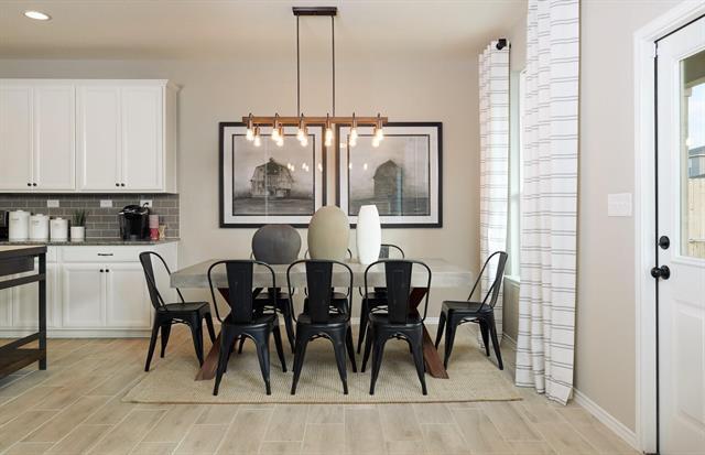 Foto del edificio - 366 Lake Erie Dr