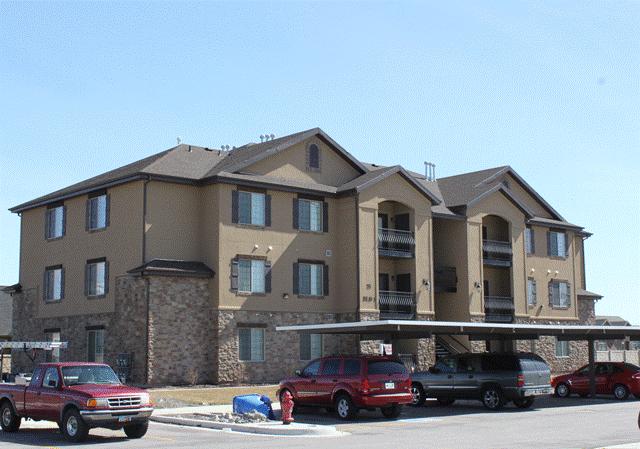 Building (front) - 68 S Willow Cir Loop