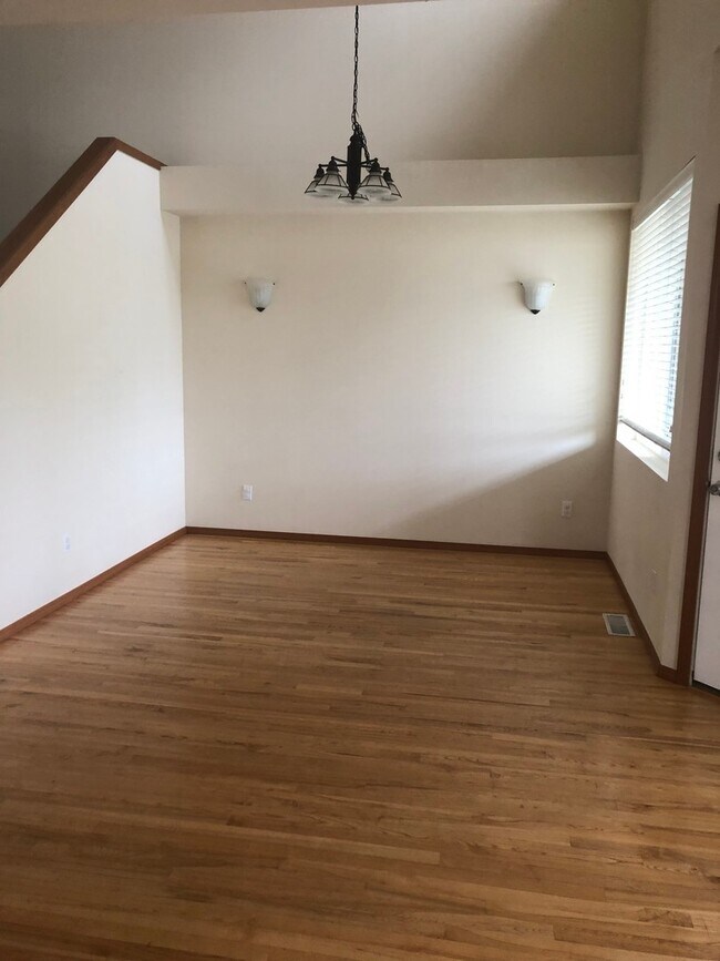 Foto del edificio - Huntington Duplex