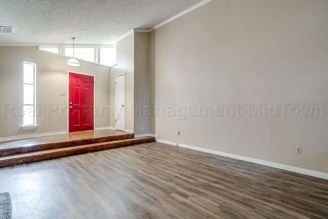 Foto del edificio - 13305 Southview Ln