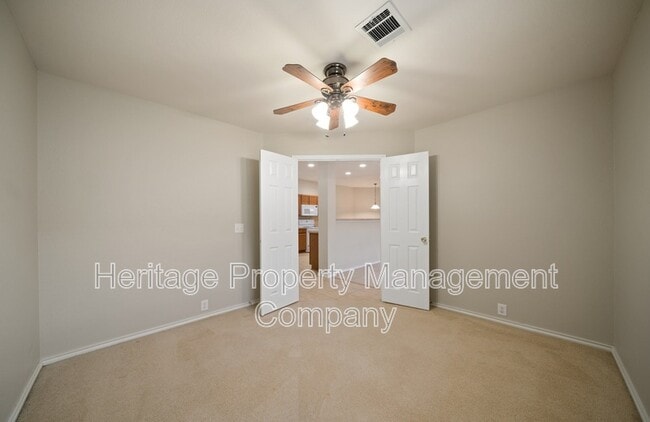 Building Photo - 5125 Knollwood