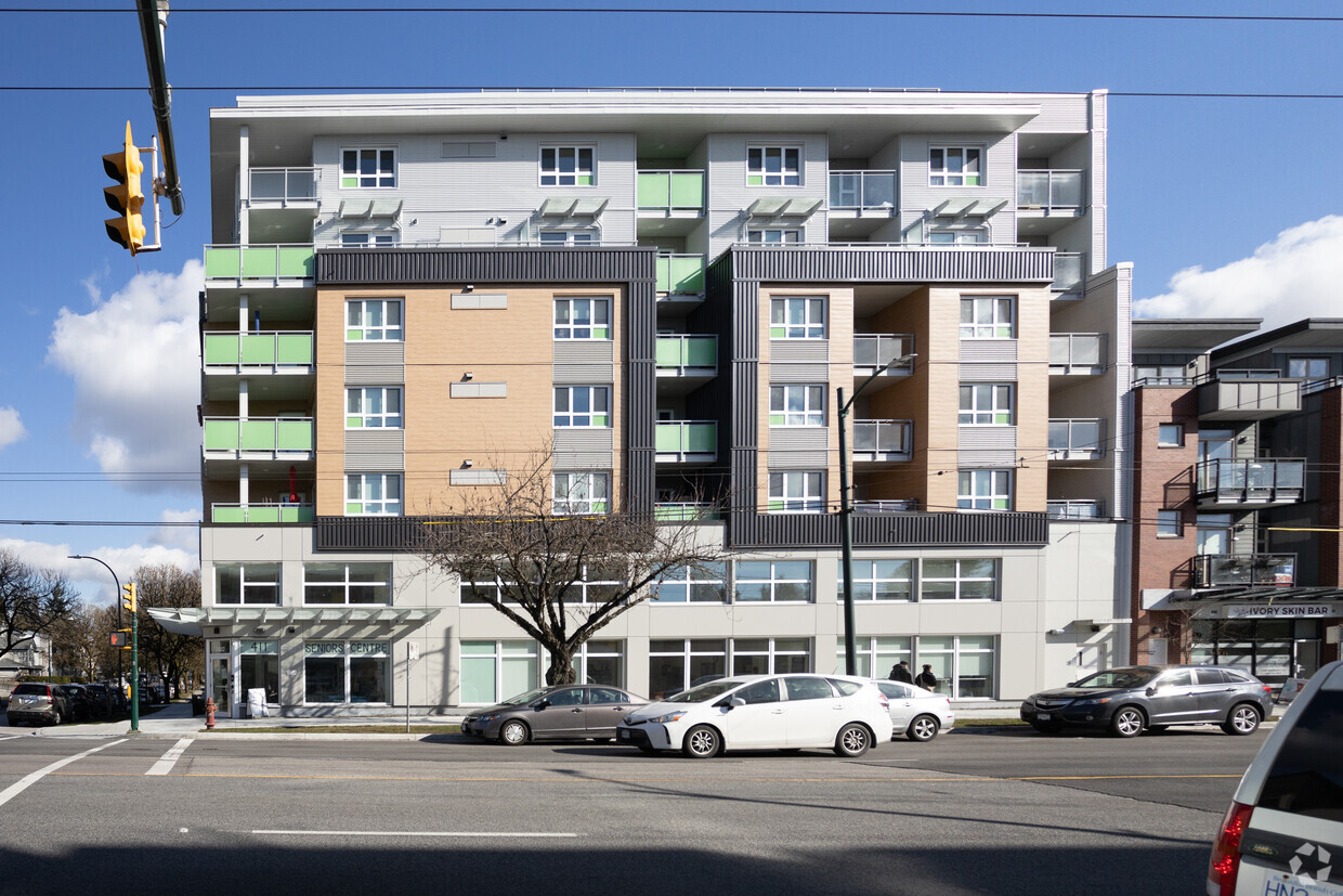 Building Photo - North Arm