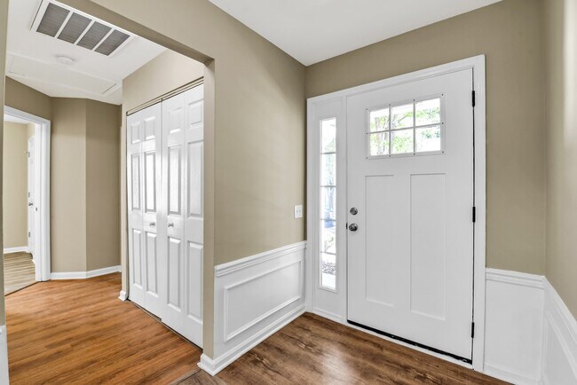 Building Photo - 1519 Rumstone Ln