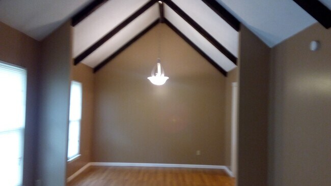 Foto del edificio - 10013 N Harrison Dr