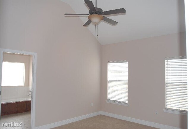 Building Photo - 4 br, 2 bath House - 11808 Alexis Ln