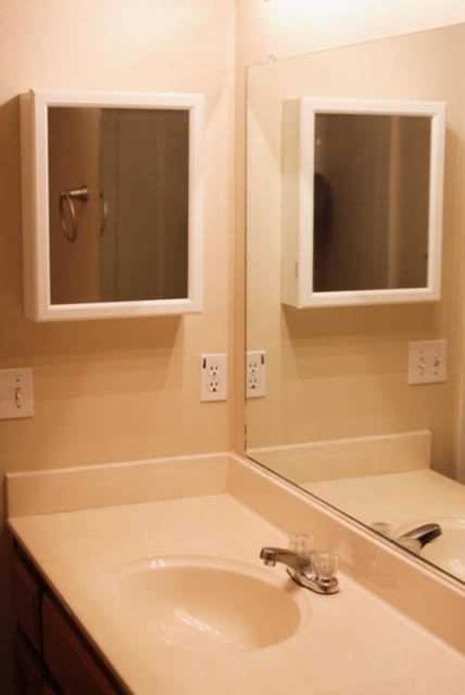 Building Photo - 1330 Cobblestone Dr