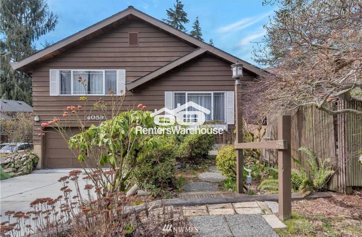 Foto principal - 14059 22nd Ave NE