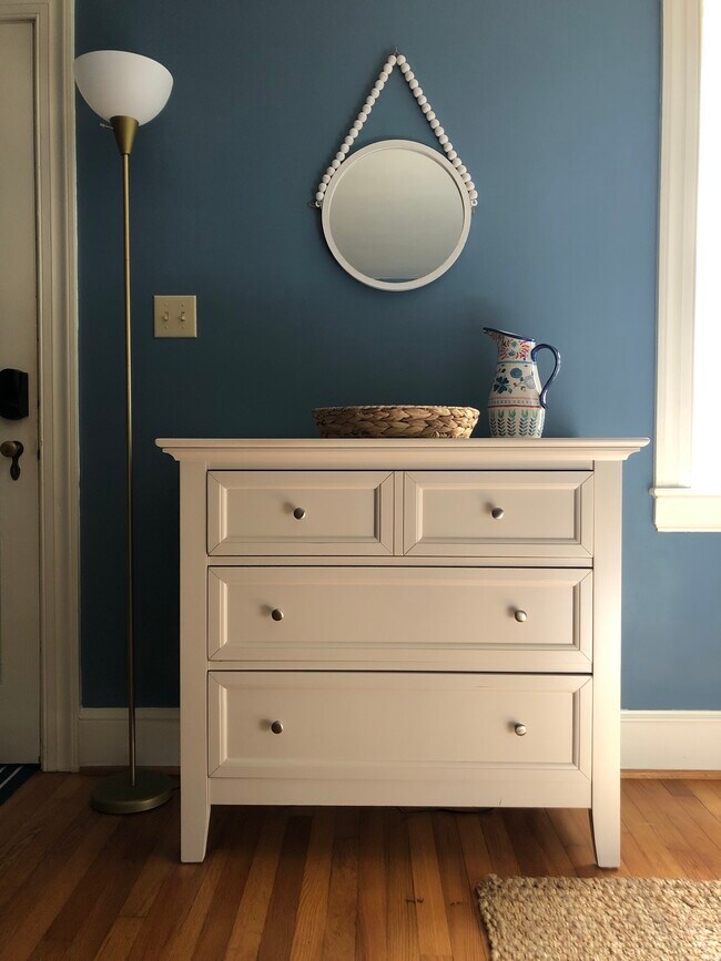 Foto del edificio - 109 Vintage Ave