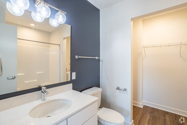 Studio - Director - Swivel Apartments