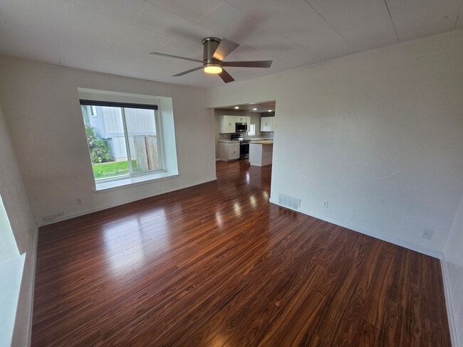 Building Photo - Amazing home in Spokane