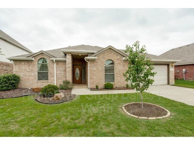 Building Photo - 14808 Riverside Dr