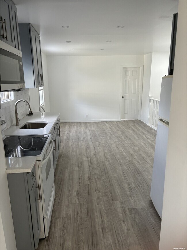 Foto del edificio - 141-18 116th Ave