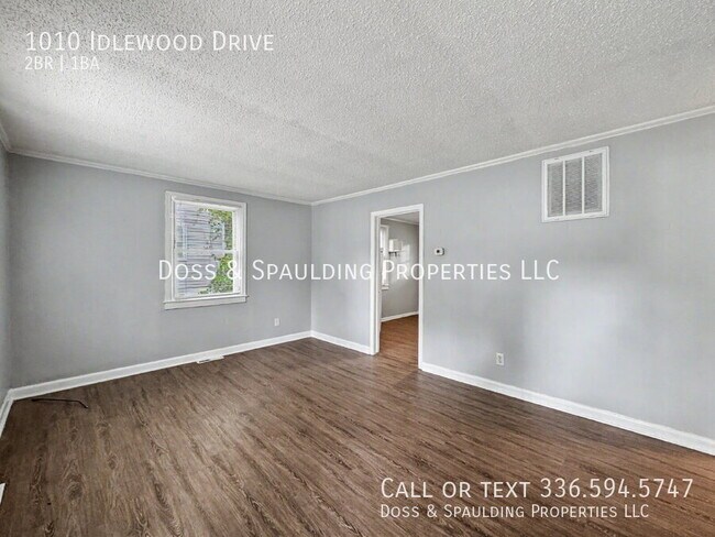 Foto del edificio - 1010 Idlewood Dr