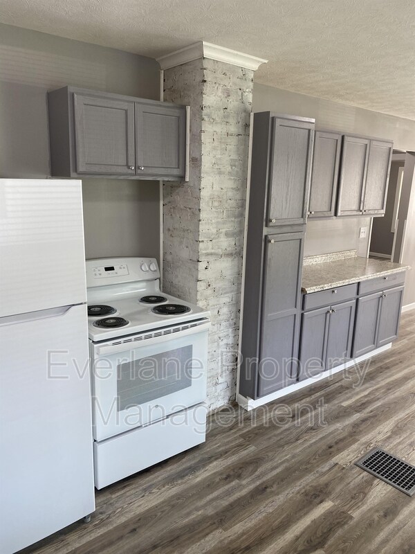 Foto del edificio - 1568 Johnson Ave