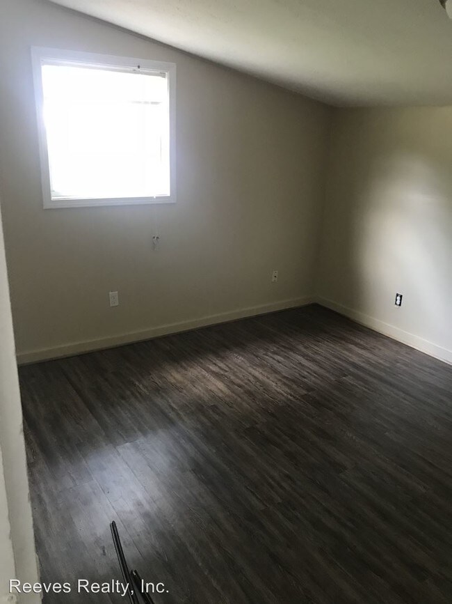 Foto del edificio - 4 br, 1.5 bath House - 2907 Halls Mill Rd.