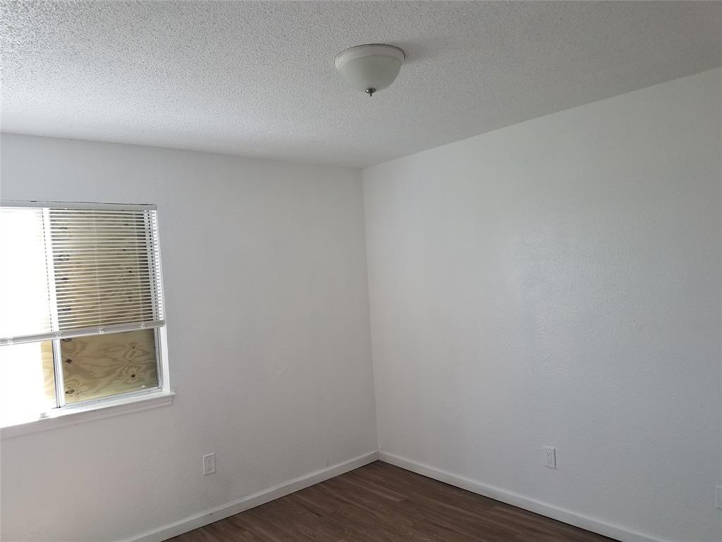 Building Photo - 8503 Colony Loop Dr