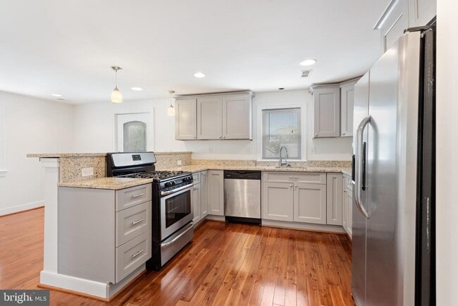 Kitchen - 2903 Topaz Rd