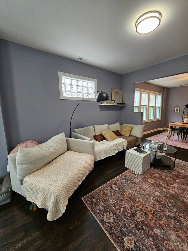 Foto del edificio - 2906 N Harding Ave