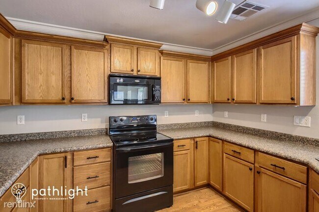 Foto del edificio - 4 br, 2 bath House - 22264 W Desert Bloom ...
