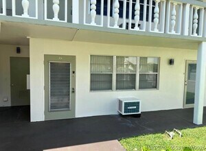 Building Photo - 30 Westbury Cir