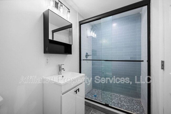 Building Photo - 4011 36th Ct