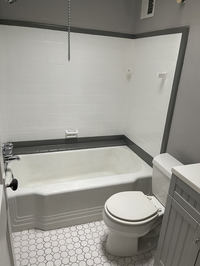 Foto del edificio - 3620 Belgrade St