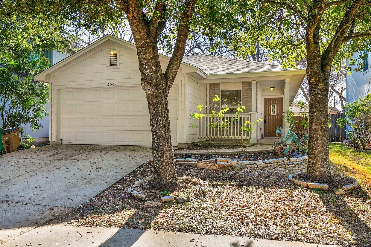 Foto principal - 5502 Steven Creek Way