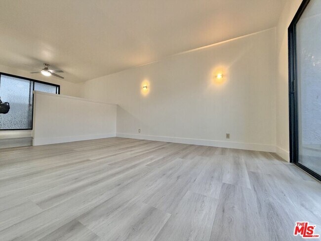 Foto del edificio - 31 Eastern Ave