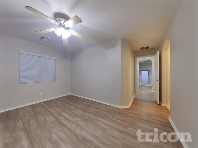 Building Photo - 10268 W Sands Dr