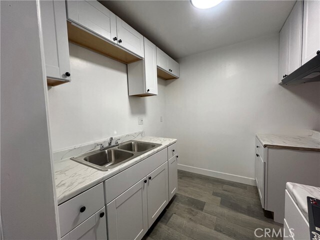 Foto del edificio - 171 E Ralston Ave