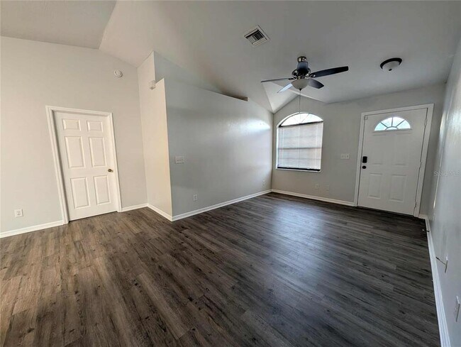 Building Photo - 1511 SW Shorewood Dr